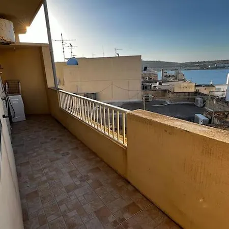 Conmal Penthouse In Bay * Меллиеха