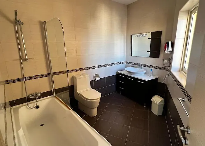 Conmal Penthouse In Bay *